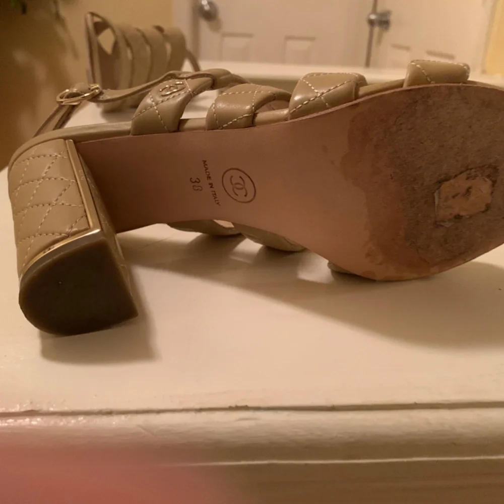 Chanel Nude Block Heel - Picture 6 of 11